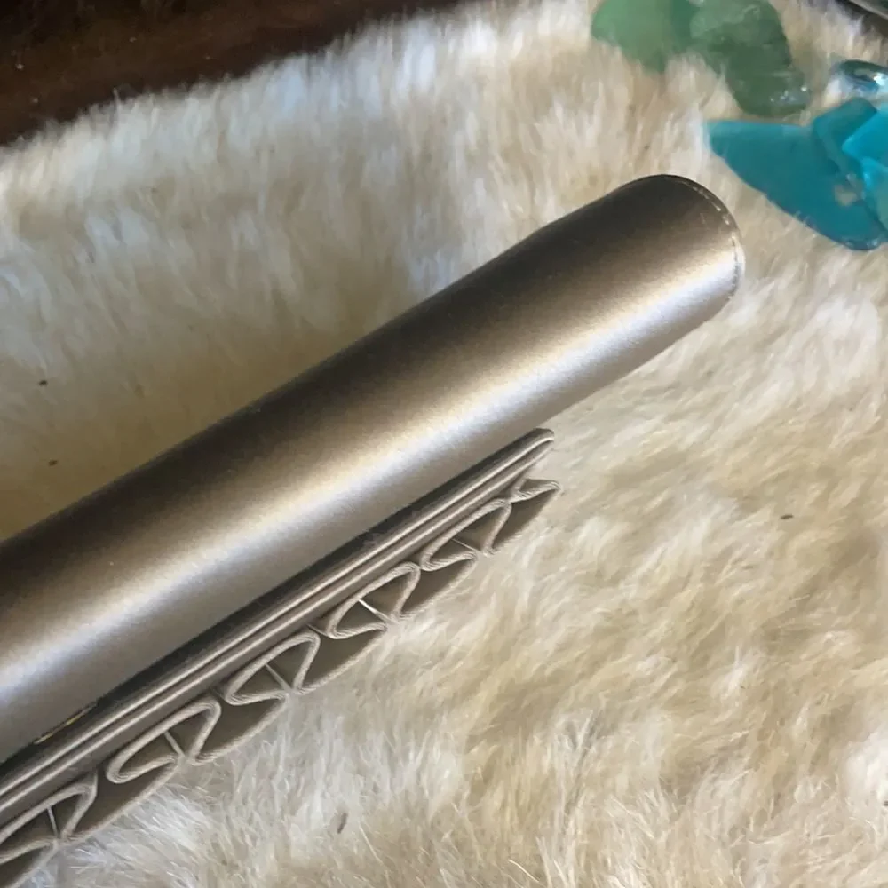 Stuart Weizmann clutch (5001)